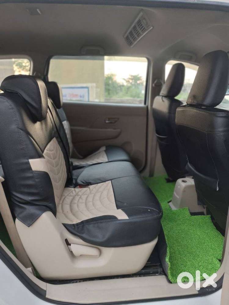Maruti Suzuki Ertiga 1.5 Vxi, 2021, Petrol