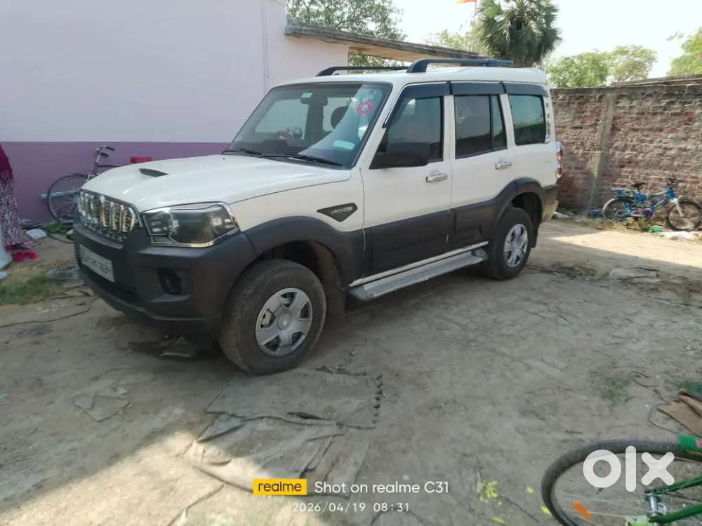 Very Good Condition Original Paint Full Body Gadi Mast Condition