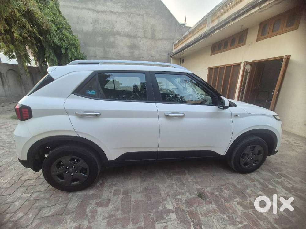 Hyundai Venue Kappa Mt S 2024 Excellent Condition