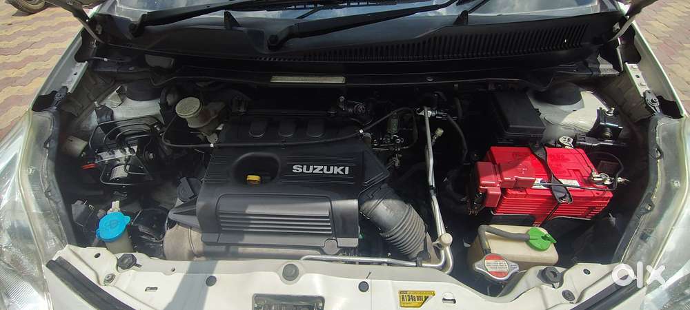 Maruti Suzuki A-star 1.0 Vxi (abs) At, 2013, Petrol
