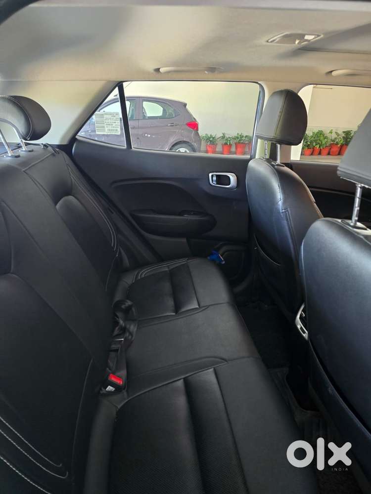 Hyundai Venue Sx Dual Tone Turbo, 2020, Petrol