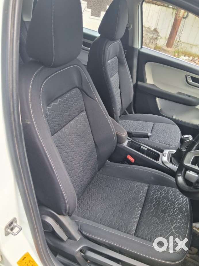 Tata Altroz Xz Plus (s), 2024, Petrol