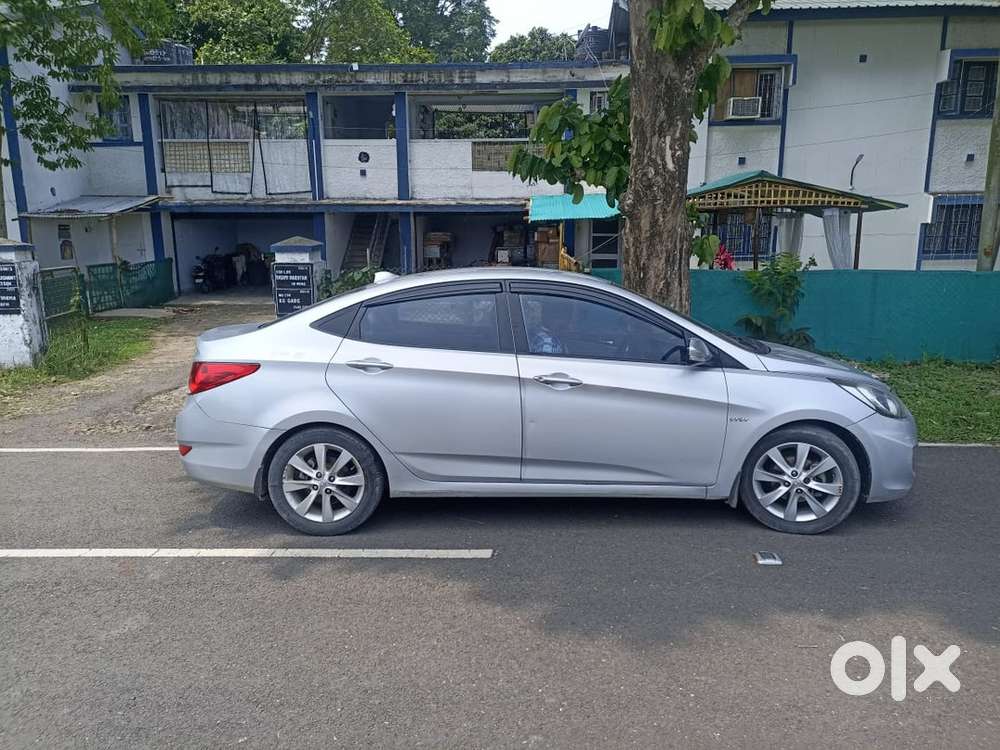 Hyundai Verna Petrol 2011 In Mint Condition With 4 New Tires