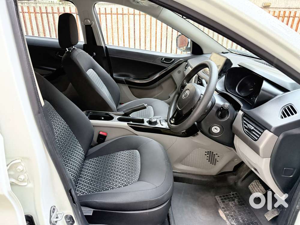 Tata Nexon 1.2 Revotron Xma Amt (s), 2019, Petrol