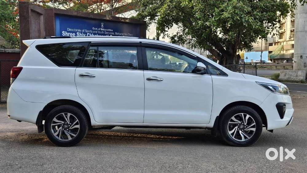 Toyota Innova Crysta 2.4 V 7 Str, 2022, Diesel