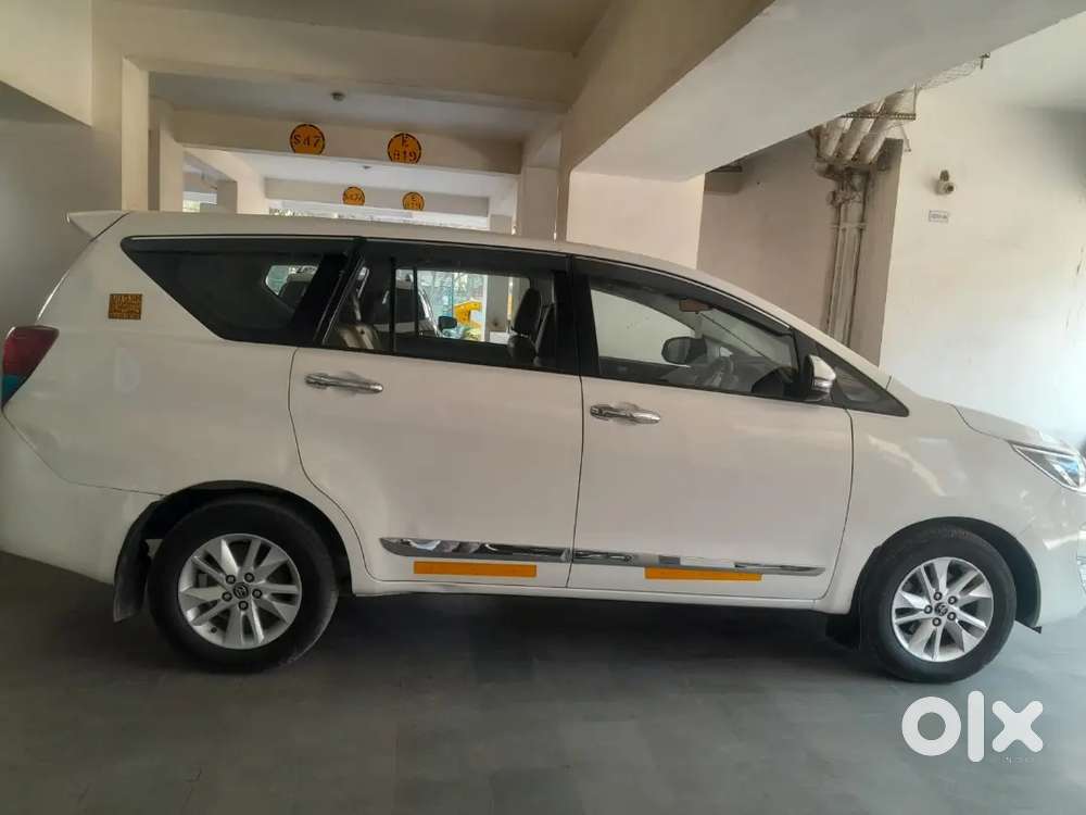 Toyota Innova Crysta 2019