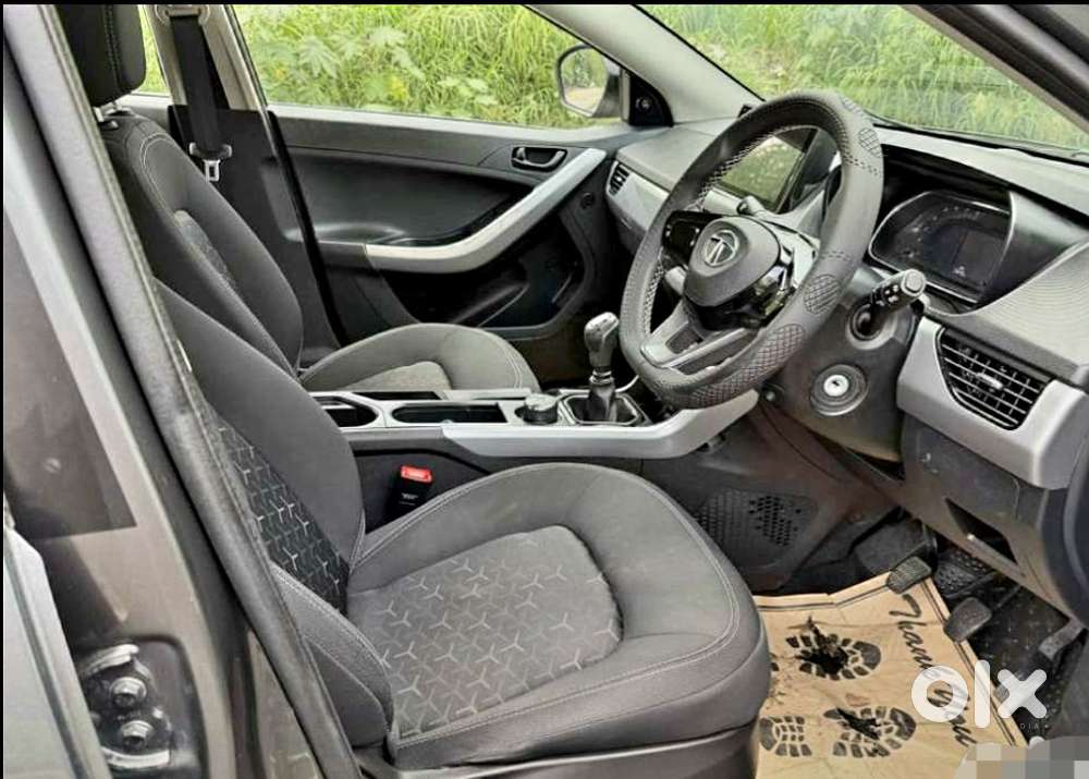 Tata Nexon 1.5 Revotorq Xm (s), 2021, Petrol