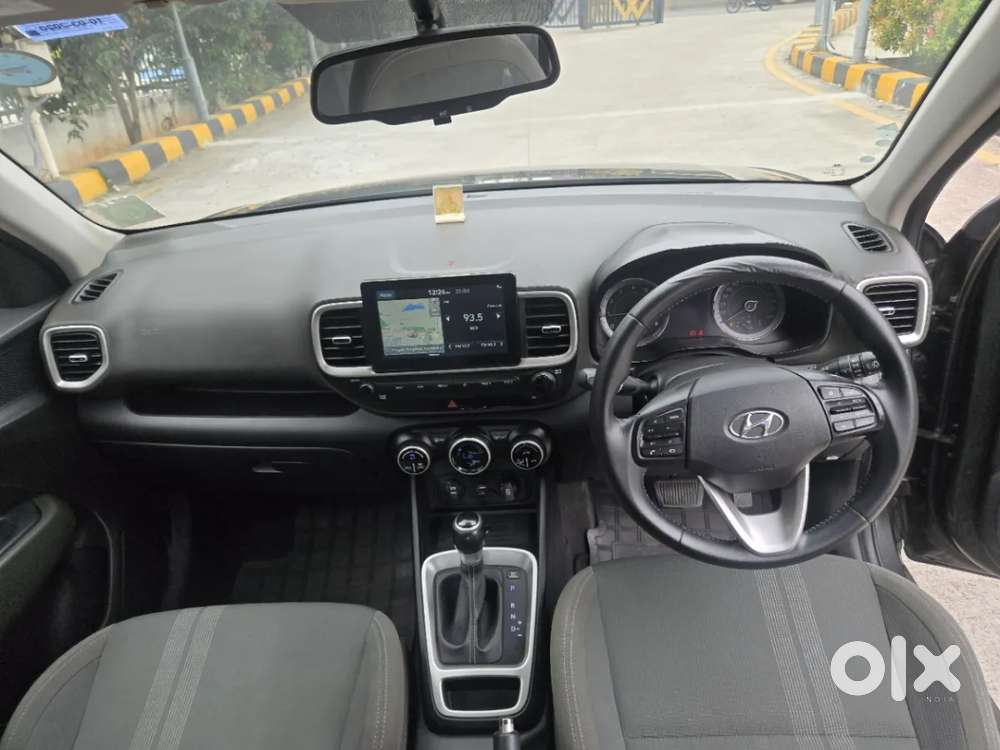 Hyundai Venue 1.0 Sx (o) Turbo Dct, 2020, Petrol