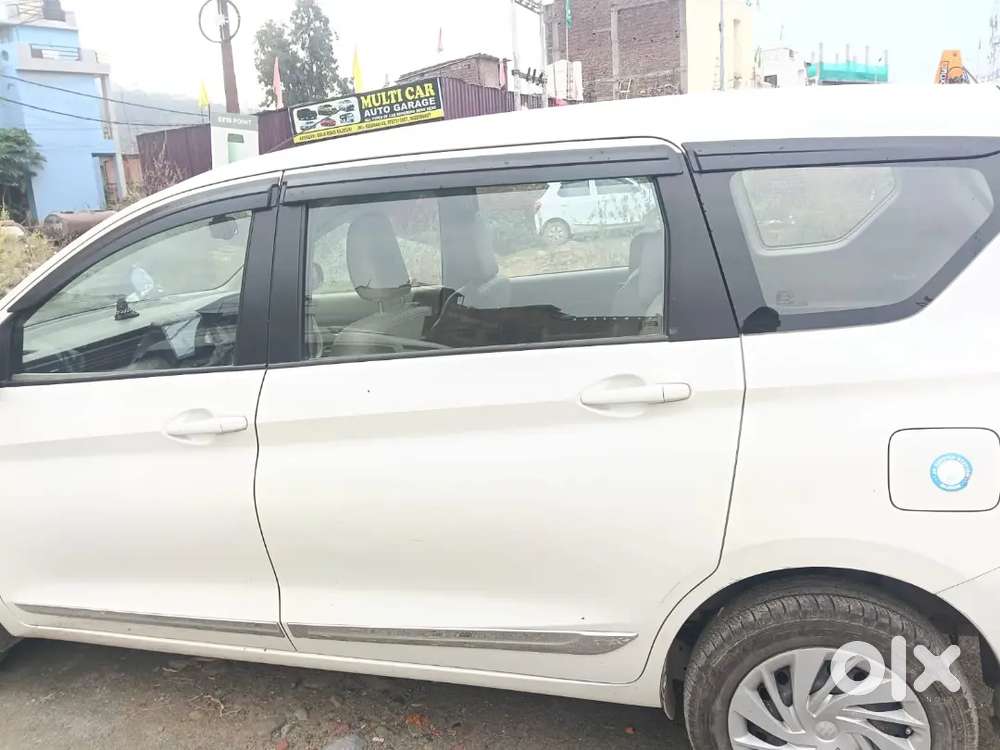 Maruti Suzuki Ertiga 2022 Petrol 42500 Km Driven