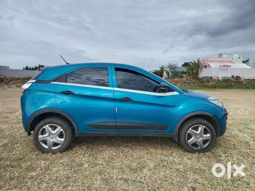 Tata Nexon 1.5 Revotorq Xm, 2019, Petrol