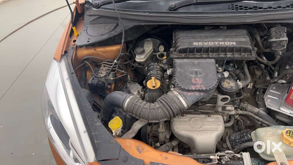 Tata Tiago Xza, 2017, Petrol