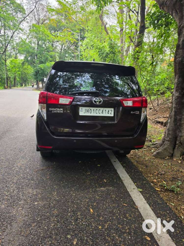 Toyota Innova Crysta 2.8 Z, 2016, Diesel