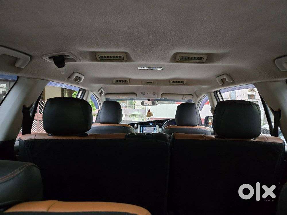Toyota Innova Crysta 2.4 Gx Mt 8s, 2020, Diesel