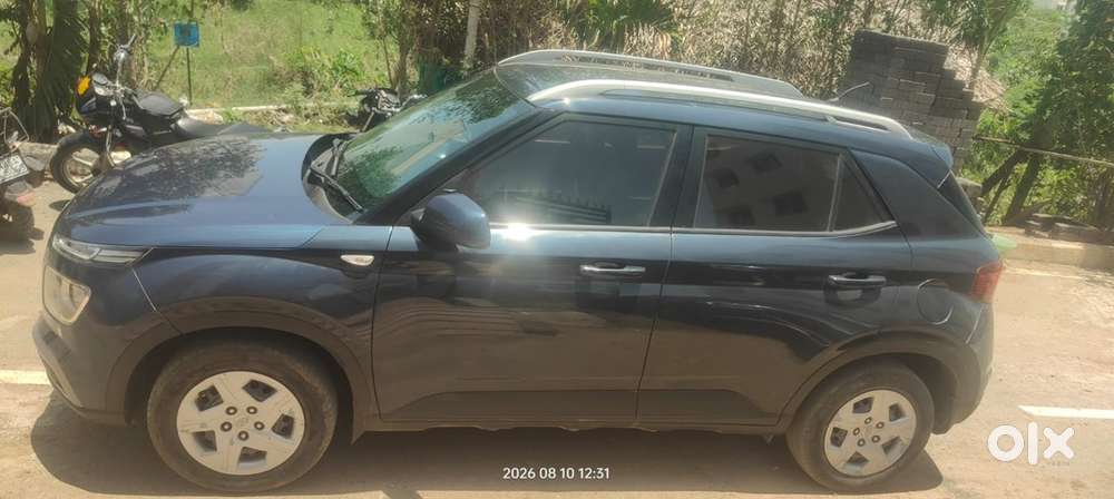 Hyundai Venue Petrol 2020