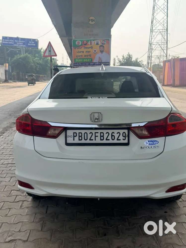 2015 Model Honda City Vx Sunroof Diesel