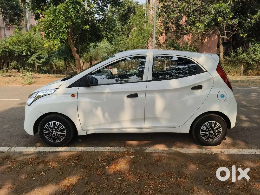 Showroom Maintenance