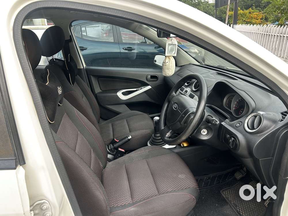 Ford Figo 1.2 Duratec Petrol Titanium, 2011, Petrol