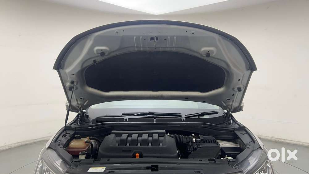 Mahindra Xuv700 2.0 Ax 7 Petrol At Luxury Pack Str, 2023, Petrol