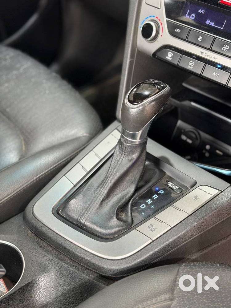 Hyundai Elantra 2.0 Sx Option, 2016, Petrol