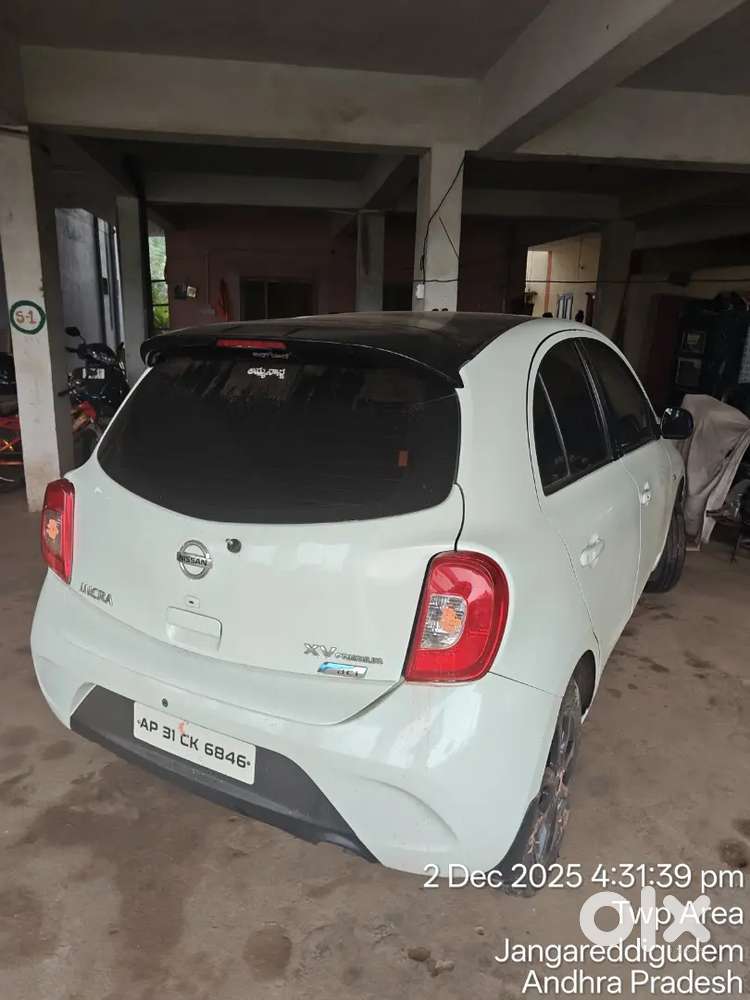 Nissan Micra 2013 Diesel 140000 Km Driven