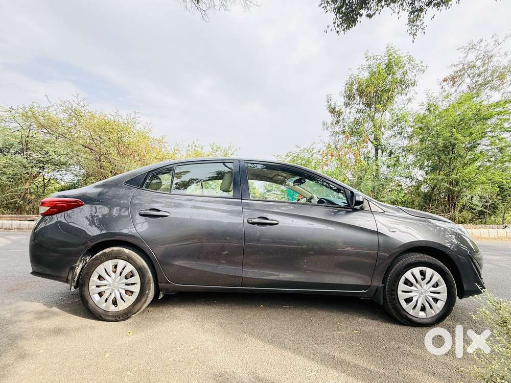 Toyota Yaris J Optional Cvt, 2019, Cng & Hybrids