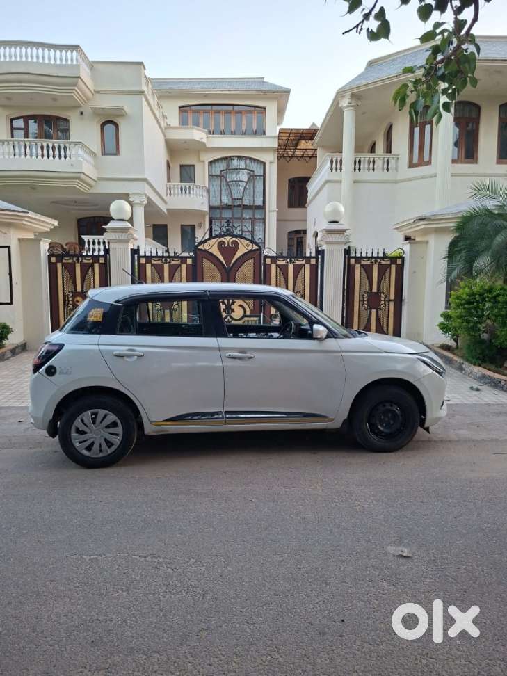 Maruti Suzuki Swift Vxi Cng, 2025, Petrol