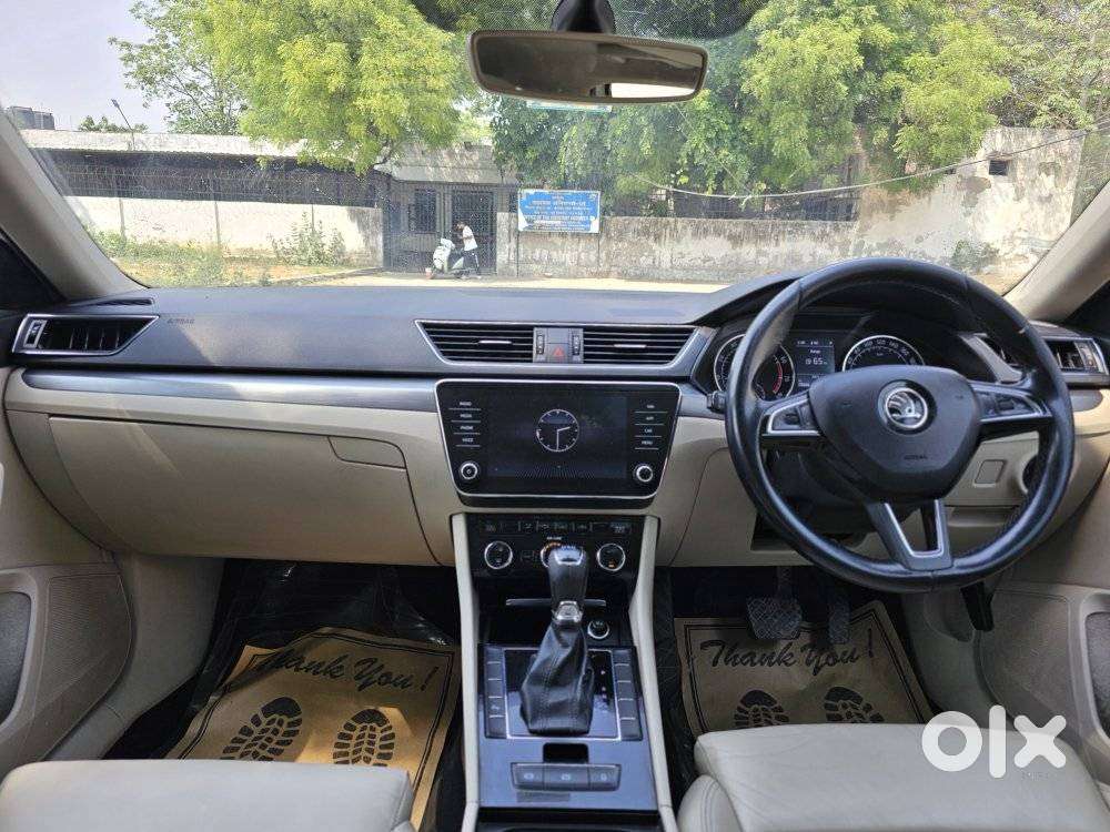 Skoda Superb Style 1.8 Tsi Mt, 2018, Petrol