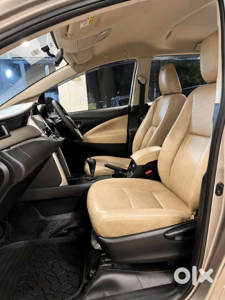 Toyota Innova Crysta [2020-ongoing] 2.4 Gx At 8 Str, 2022, Diesel