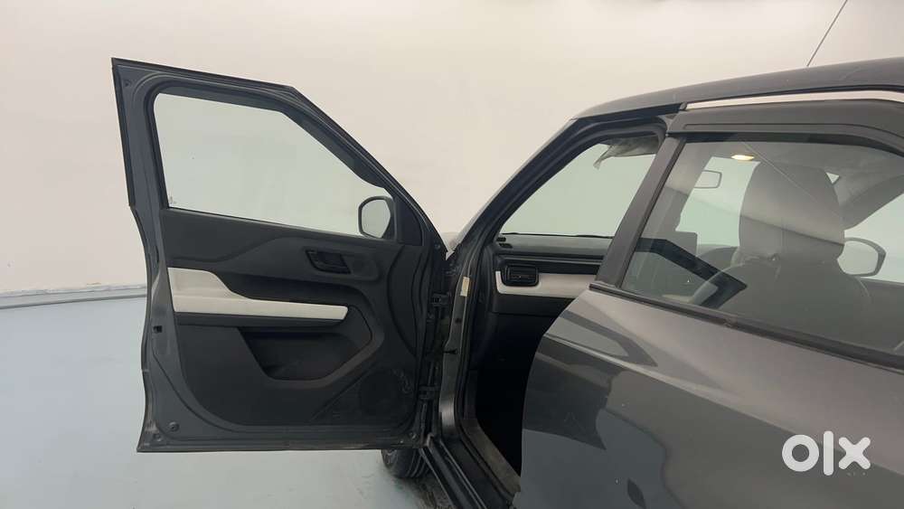 Tata Punch Pure, 2022, Petrol