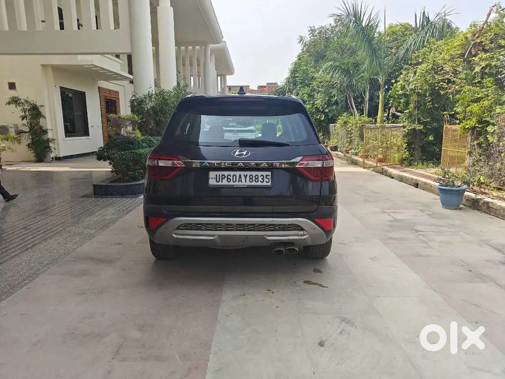 Hyundai Alcazar 2023 Diesel 175000 Km Driven Top Model