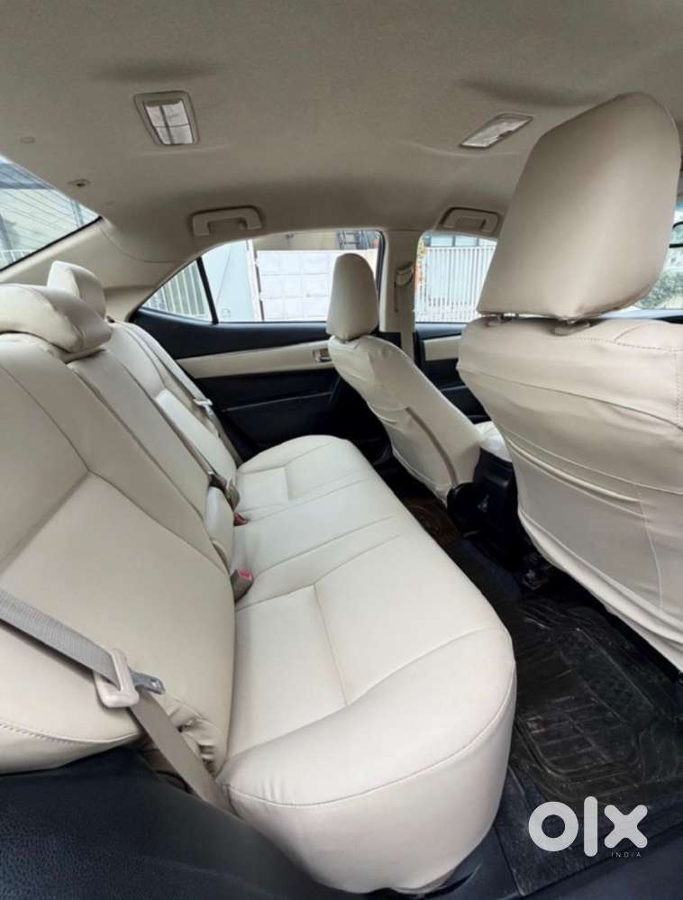 Toyota Corolla Altis 2013-2017 Vl At, 2015, Petrol