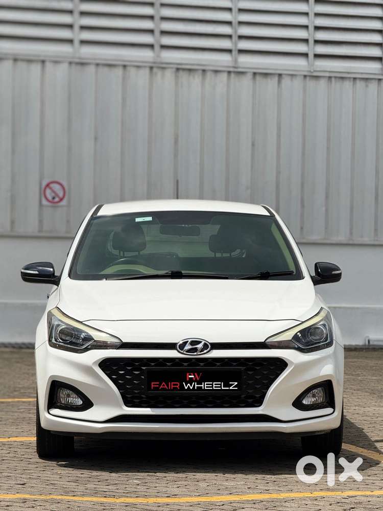 Hyundai I20 Asta (o) 1.2 Mt, 2019, Petrol