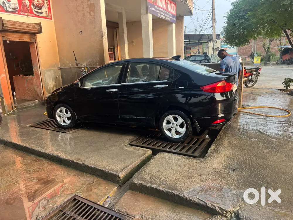 Honda City 1.5 V 2014