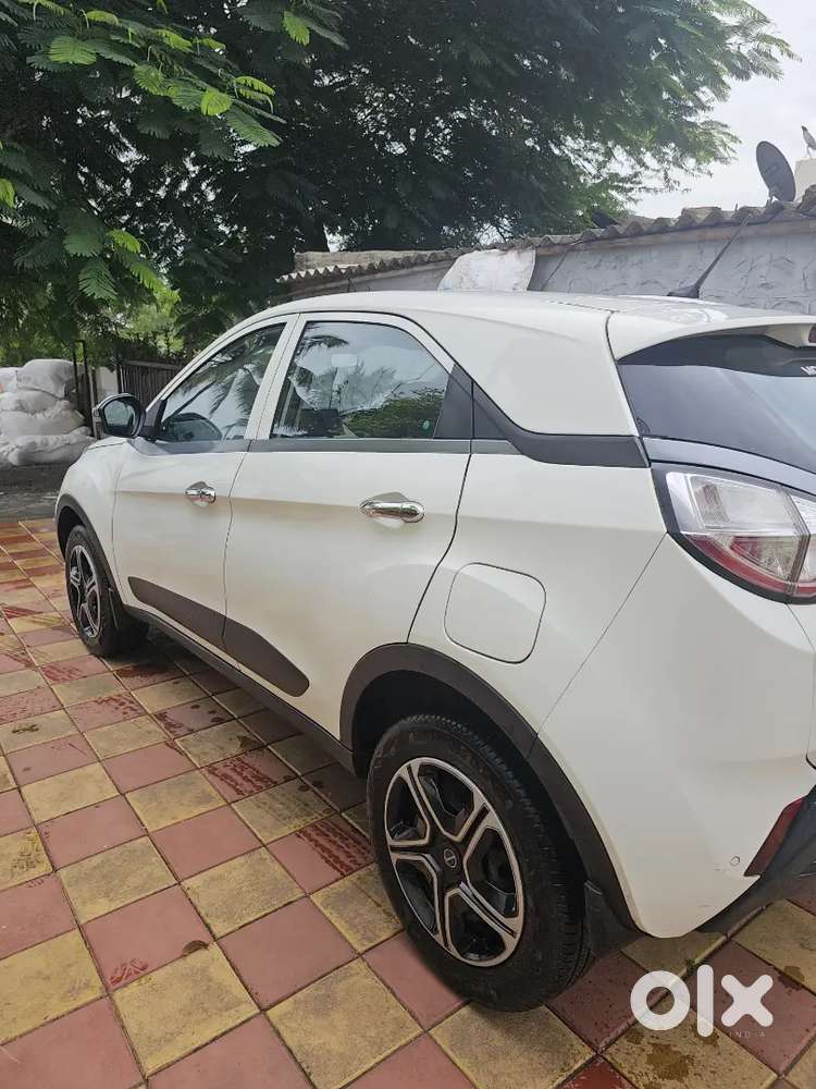Tata Nexon 2018 Diesel Well Maintained With Company Service History