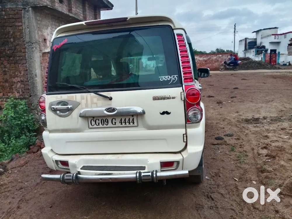 Mahindra Scorpio 2012 Diesel Manual Third Owner