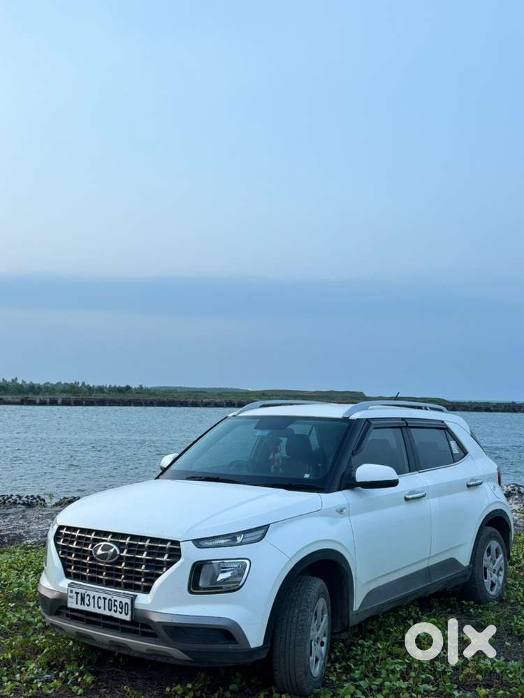 2022 Hyundai Venue Petrol