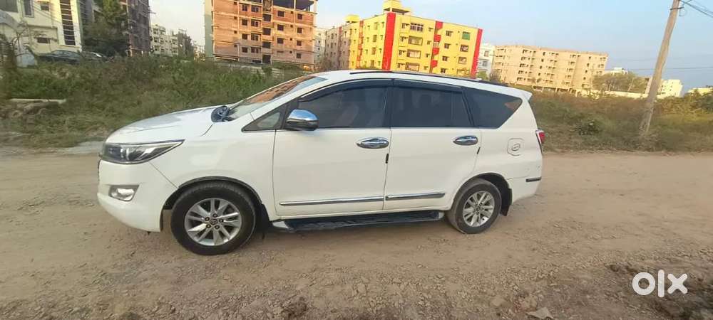Toyota Innova Crysta 2018 Diesel 152000 Km Driven