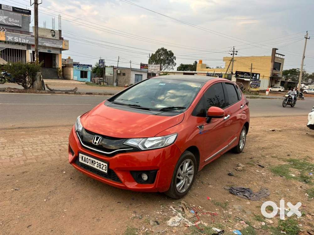 Honda Jazz 2015 Diesel Well Maintained