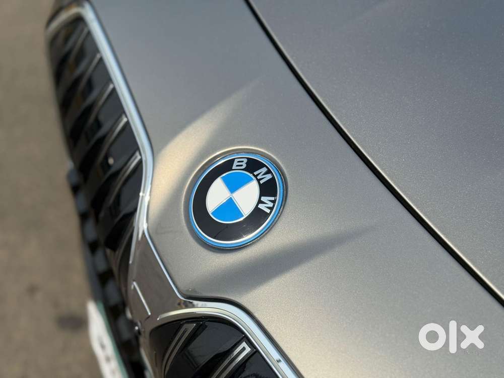 Bmw I7 Xdrive60, 2023, Electric