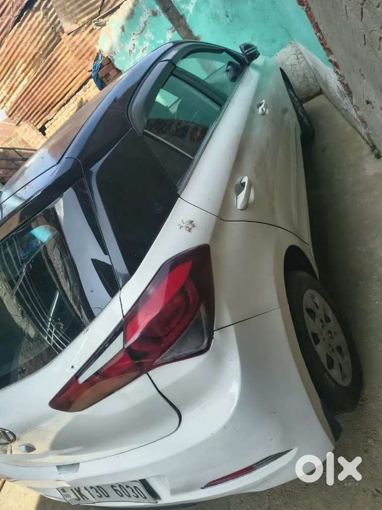 Hyundai New I20 Sportz Petrol Manual 2017