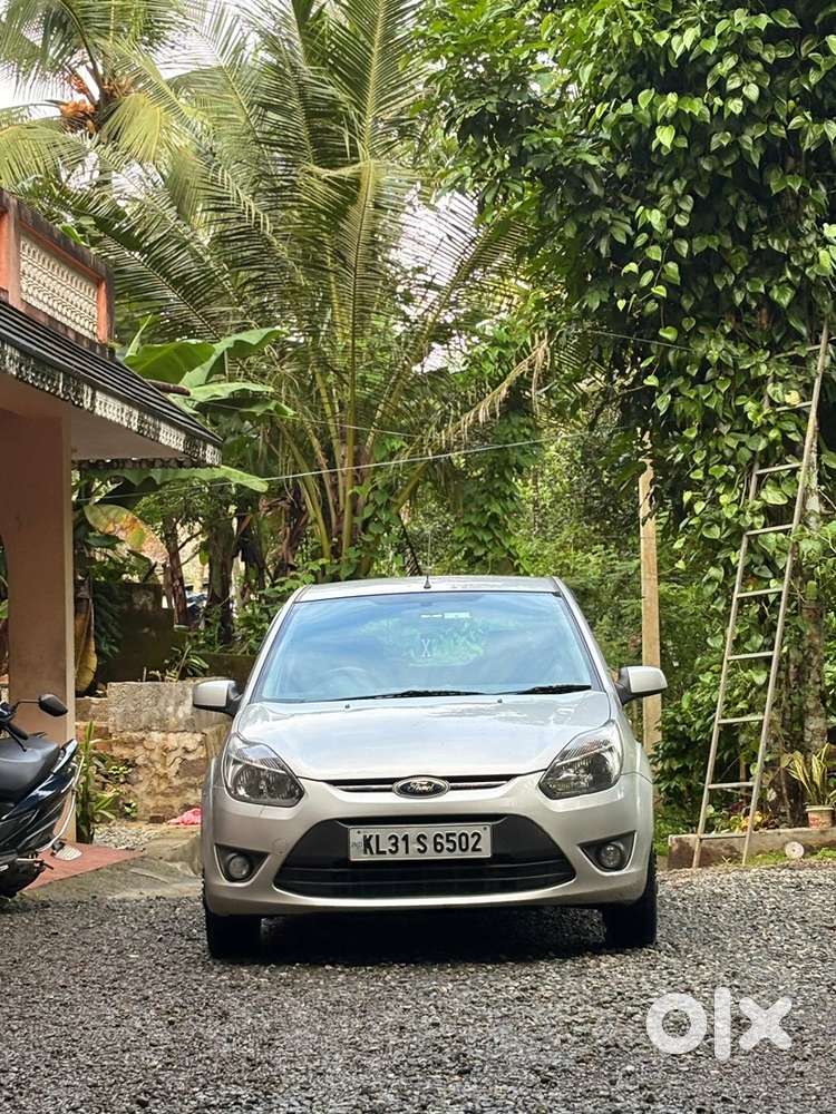 Ford Figo Petrol Manual 2011