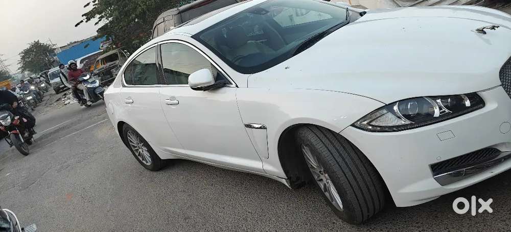 Jaguar Xf 2013 Diesel 55000 Km Driven
