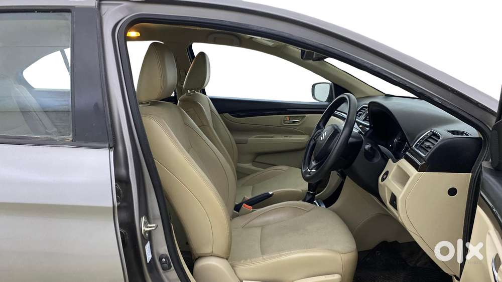 Maruti Suzuki Ciaz 2014-2017 At Zxi, 2016, Petrol