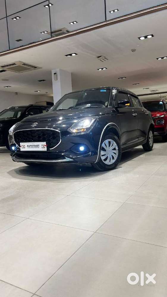 Maruti Suzuki Swift Vxi + Manual, 2026, Petrol