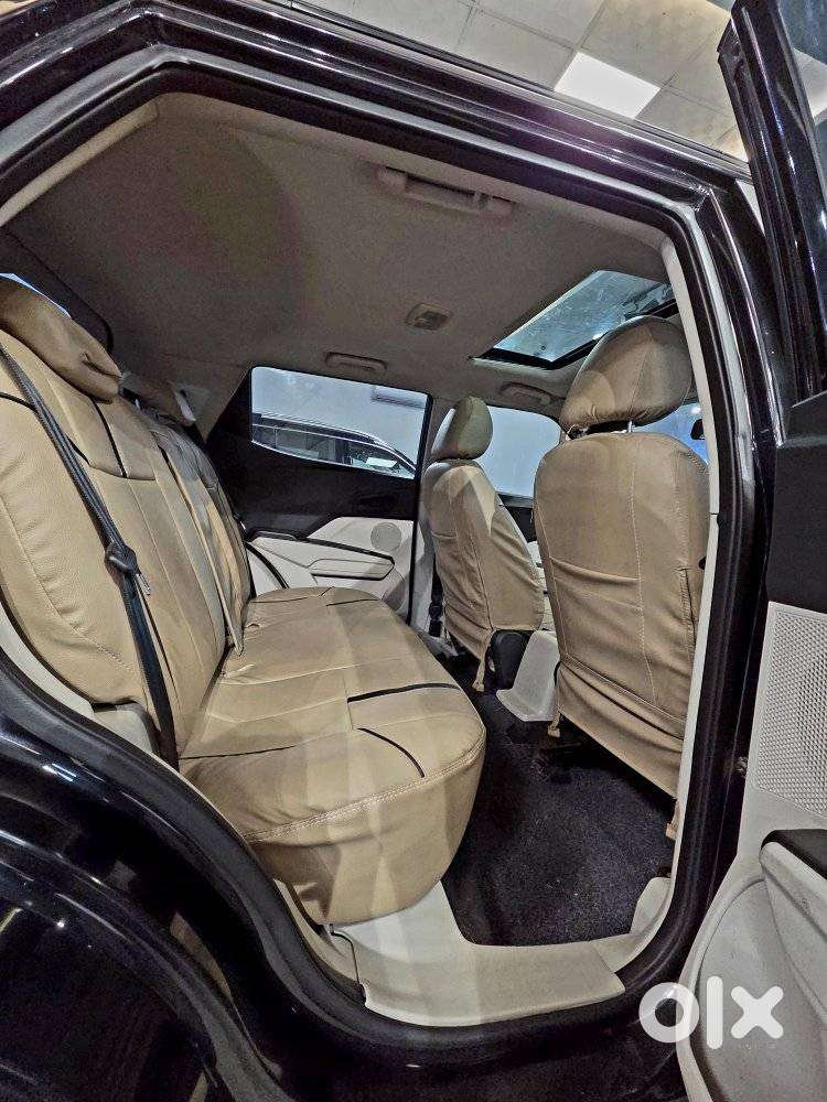 Mahindra Xuv300 W6, 2024, Petrol