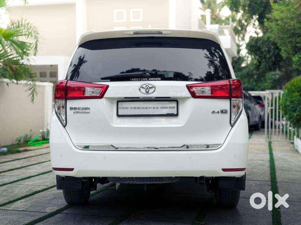 Toyota Innova Crysta [2020-ongoing] 2.4 Gx 7 Str, 2021, Diesel