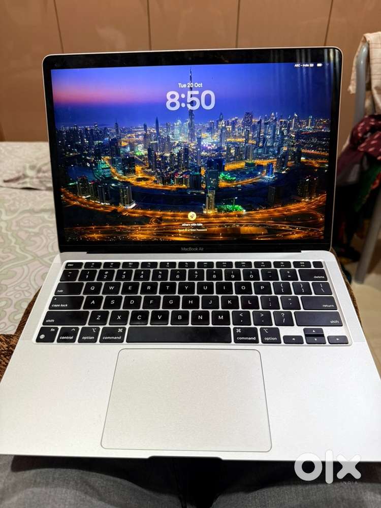 Macbook air M1 13