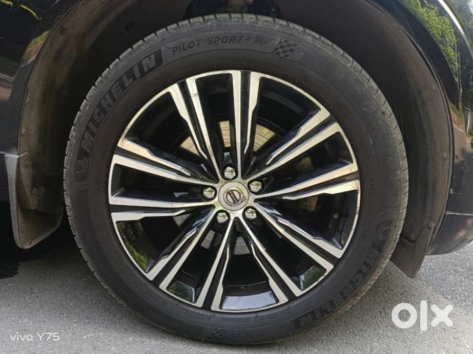 Volvo Xc60 D5 Inscription, 2022, Petrol
