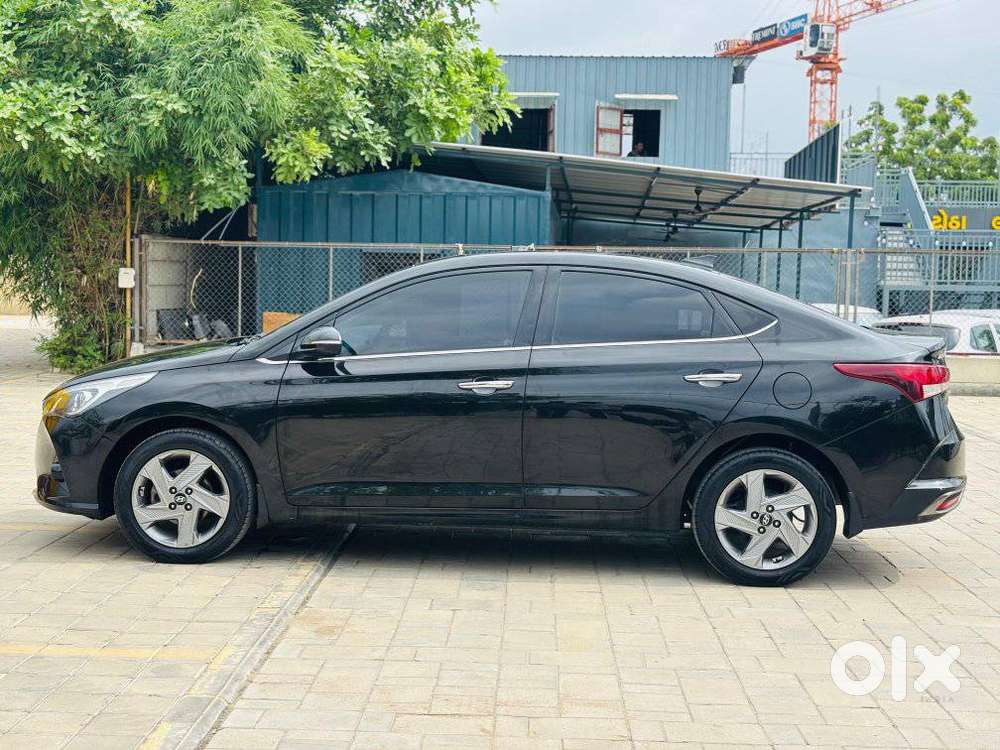 Hyundai Verna Sx 1.5 Petrol Ivt, 2022, Petrol