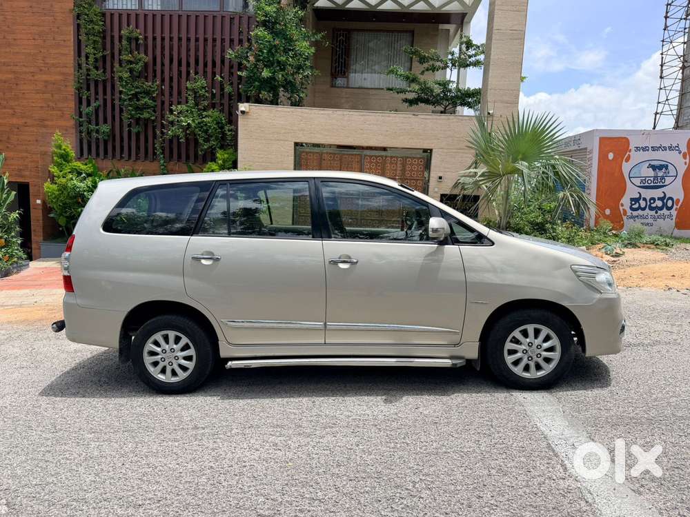Toyota Innova 2.5 Vx 7 Str Bs-iii, 2014, Diesel